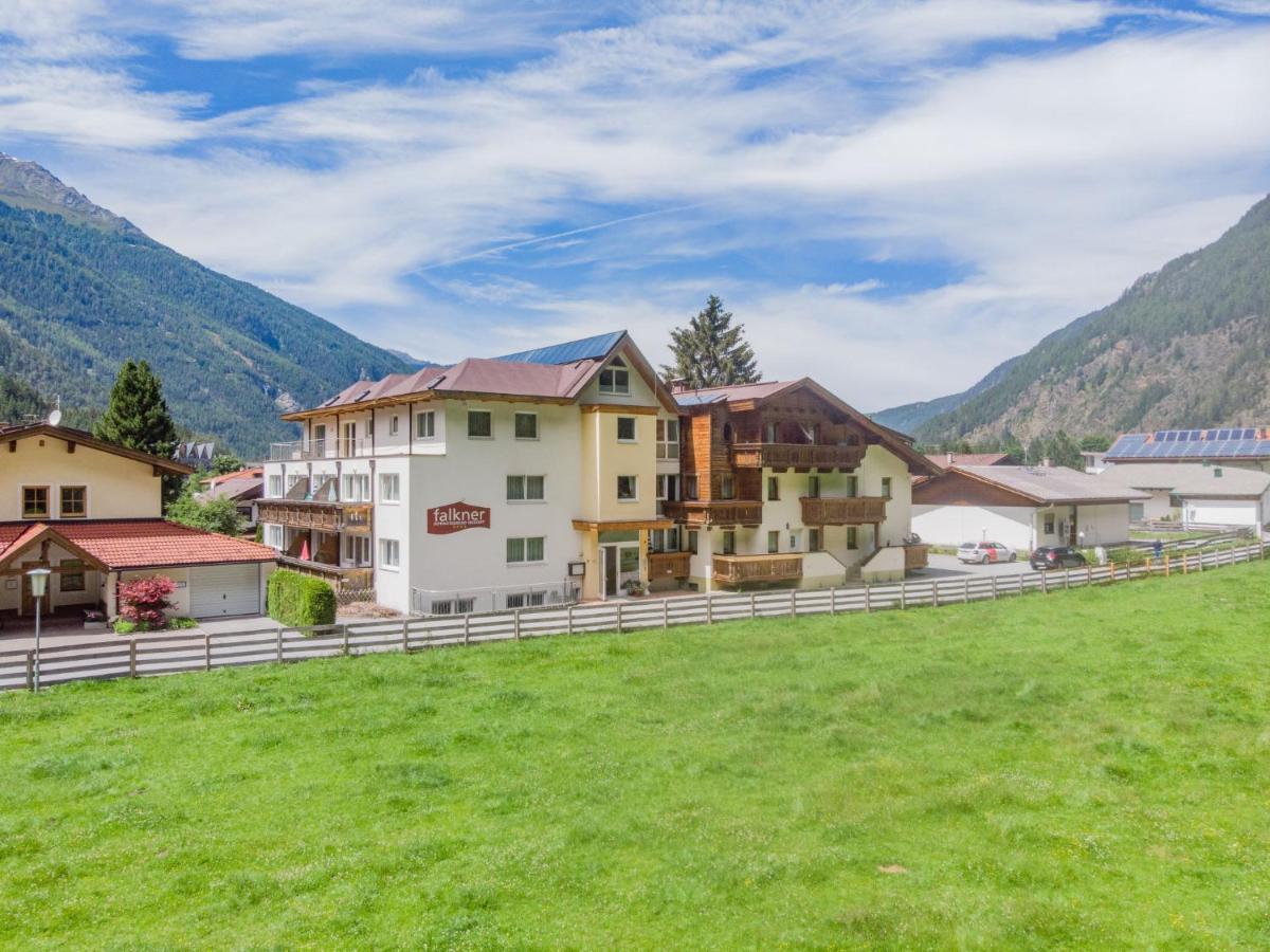 Apartment Falkner-1 By Interhome Oberlängenfeld Dış mekan fotoğraf